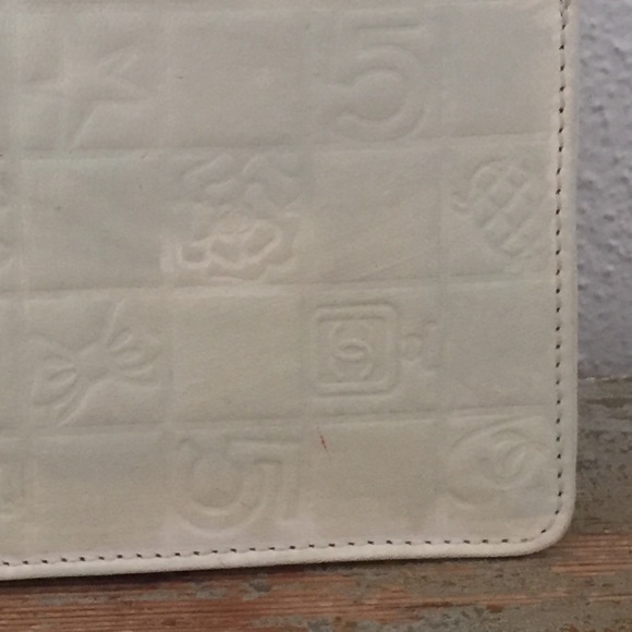 Chanel Precious Symbols Chain Bag - Picture 8 of 8